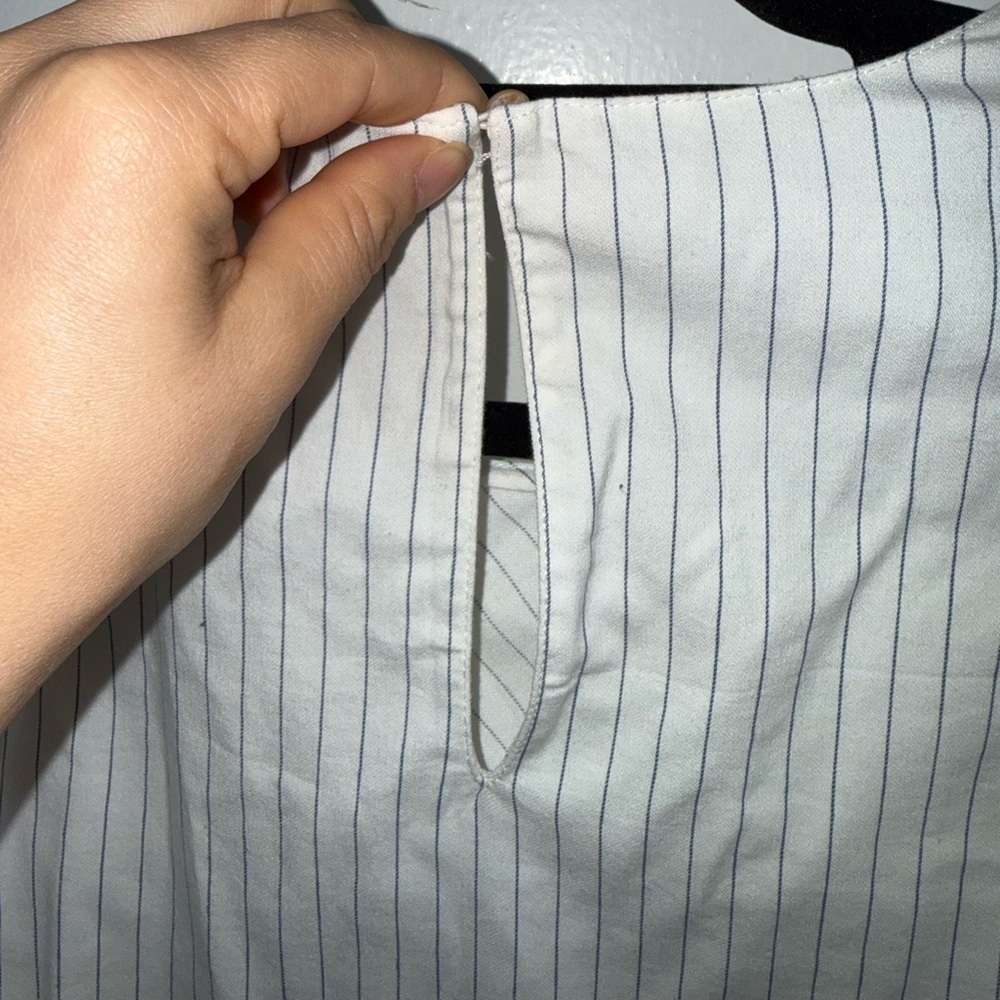 Zara White Striped Shirt with Bow Puff Sleeves size L NWT - Picture 8 of 10